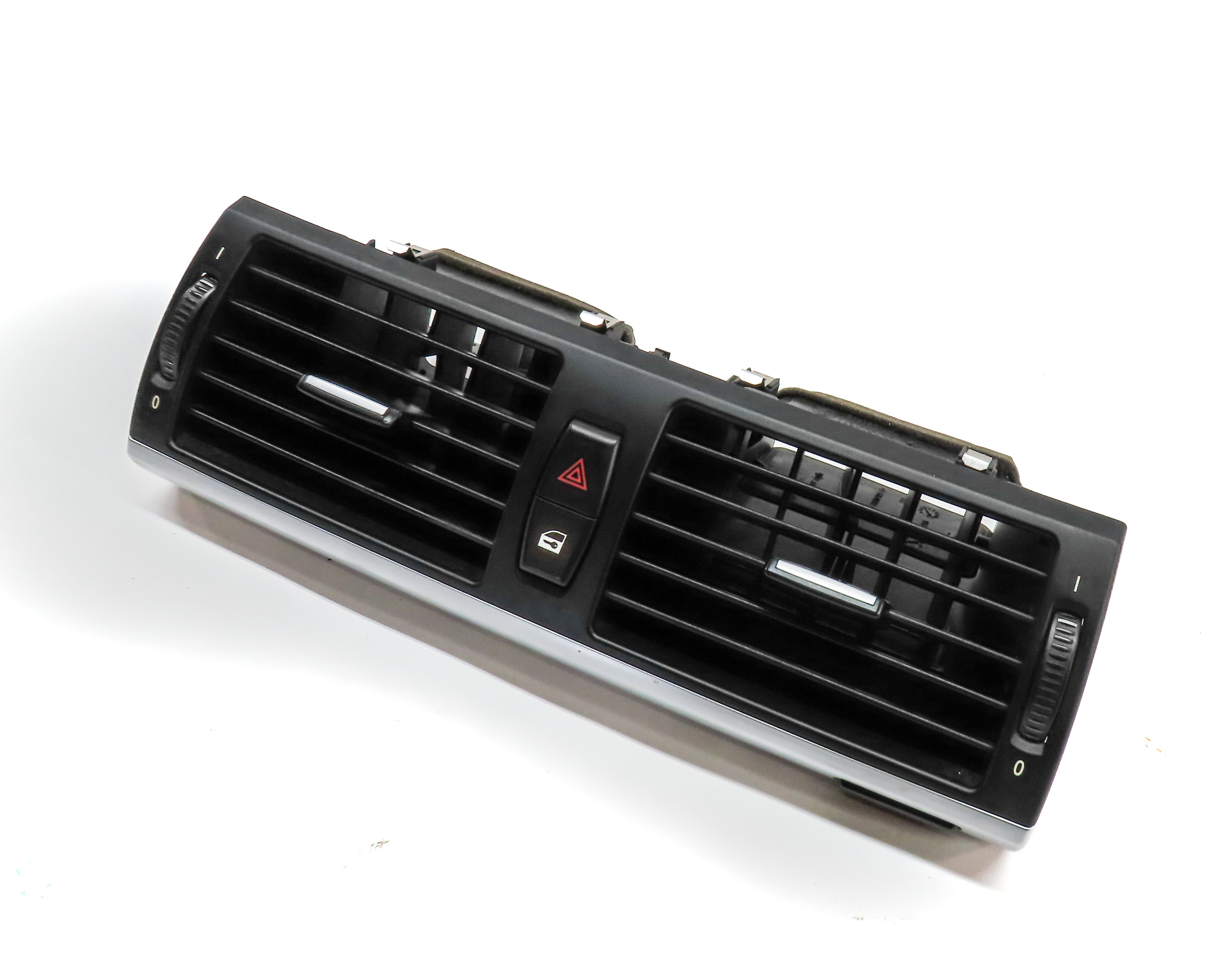 2007 BMW X5 (E70) FRONT CENTER DASH HEAT AIR AC HVAC DUAL VENT (Black) — exact item pictured